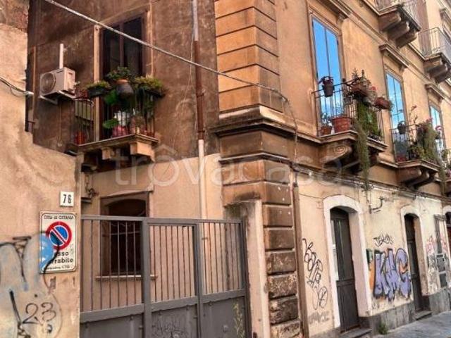 Bilocale in vendita a Catania via Grotte Bianche, 74, XX Settembre Tribunale