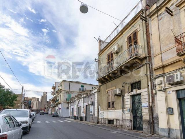 Bilocale in vendita a Catania via Pietro Novelli, 37, Barriera Leucatia