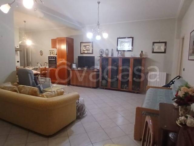 Trilocale in vendita a Catania, Rapisardi
