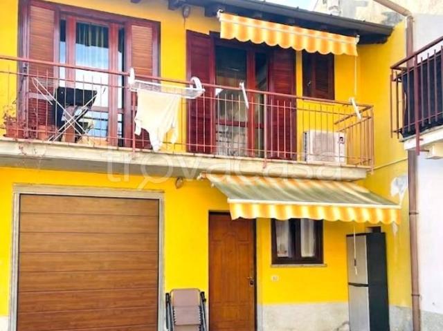Bilocale in vendita a Cairate via g. Fornasari