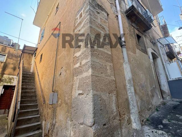 Bilocale in vendita a Caltagirone via Amore, snc