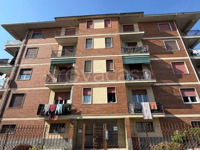 Bilocale in vendita a Cameri via Adua, 20