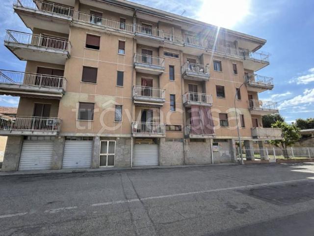 Bilocale in vendita a Candia Lomellina via Roma