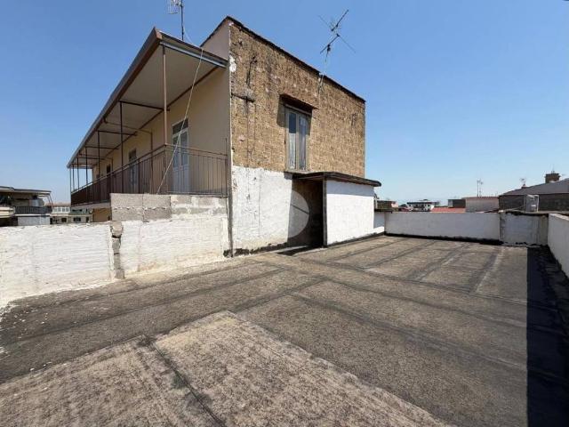 Bilocale in vendita a Casavatore corso europa, 90