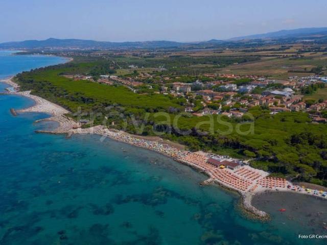 Bilocale in vendita a Cecina