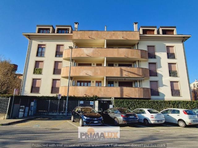 Bilocale in vendita a Cesano Maderno via Sandro Pertini
