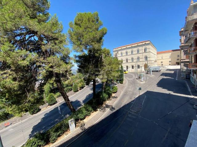 Bilocale in vendita a Chieti via Arcivescovado, 32