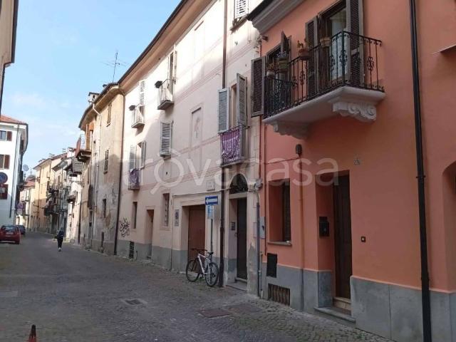 Bilocale in vendita a Cuneo via Busca, Centro Storico