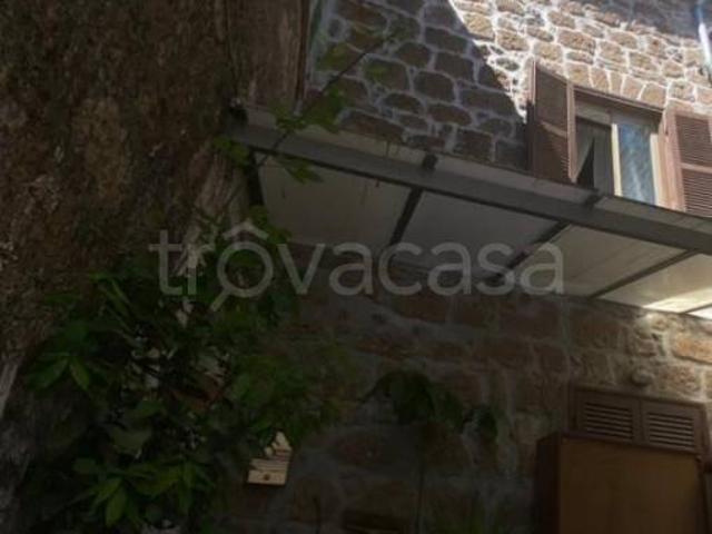 Bilocale in vendita a Cura, Vetralla