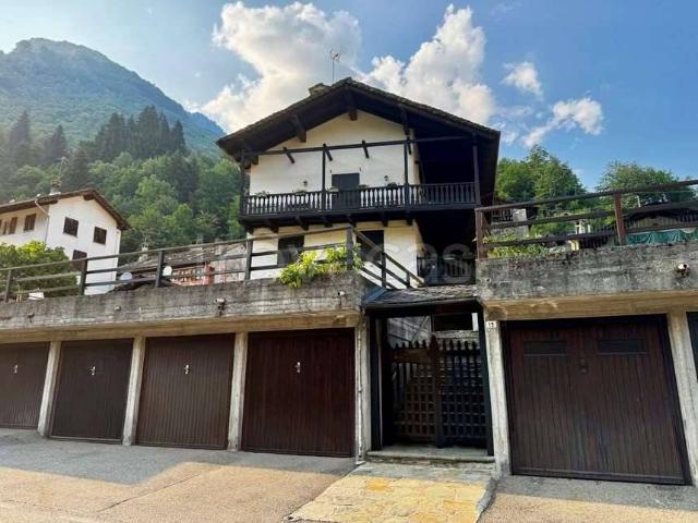Bilocale in vendita a Boccioleto vicolo portici, 5