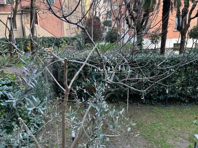 Bilocale in vendita a Bologna via Ernesto Masi, Massarenti