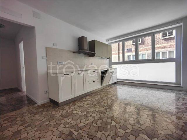 Bilocale in vendita a Bologna via San Gervasio, 6, Centro Storico
