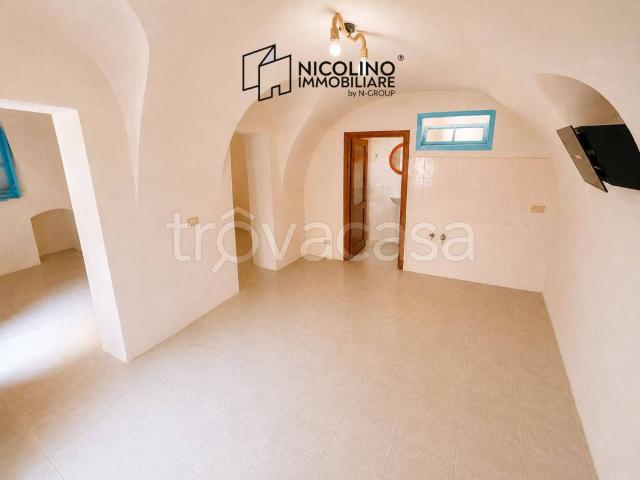 Bilocale in vendita a Borghetto San Nicolò, Bordighera