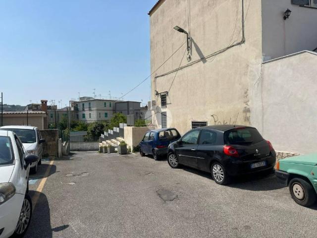 Bilocale in vendita a Bacoli via della Vigna
