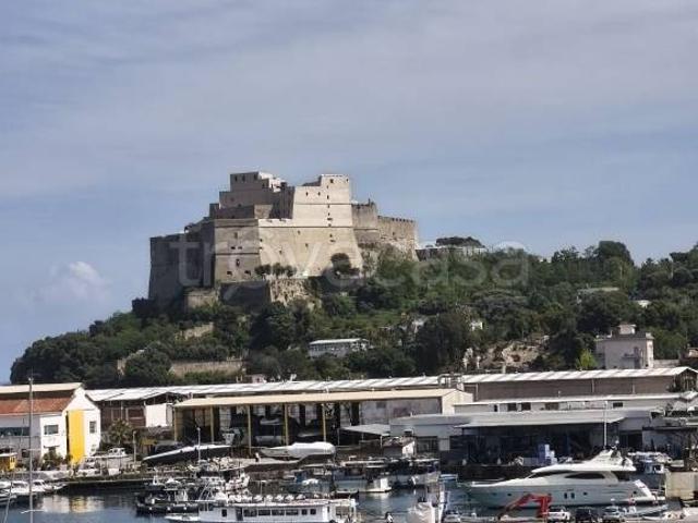 Bilocale in vendita a Baia, Bacoli
