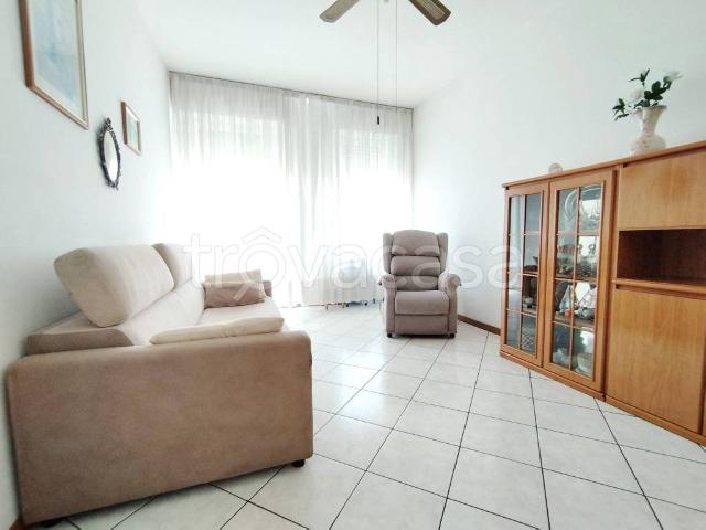 Bilocale in vendita a Baranzate via Aquileia, 77