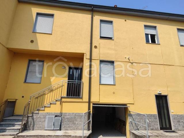 Bilocale in vendita a Bareggio via Vittorio Veneto, 12