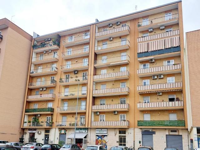 Bilocale in vendita a Bari via Piemonte, San Paolo