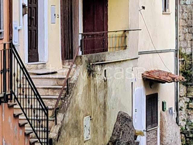 Bilocale in vendita a Bassano Romano