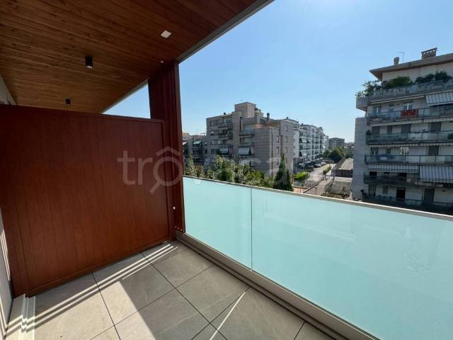 Bilocale in vendita a Bergamo via Piatti, Borgo Palazzo