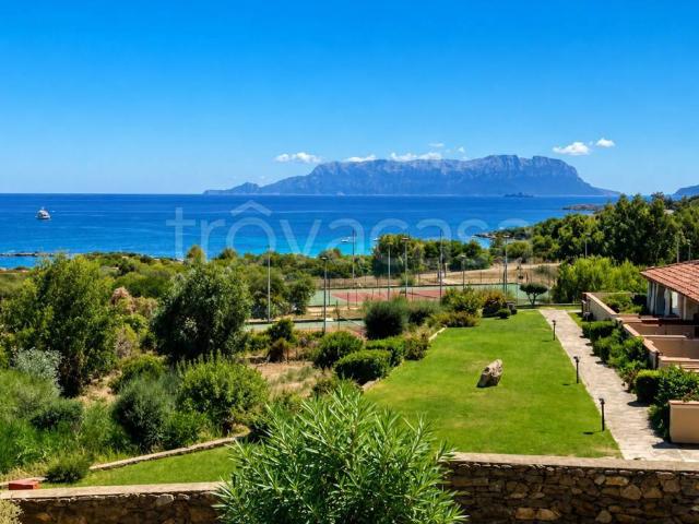 Bilocale in vendita a Golfo Aranci