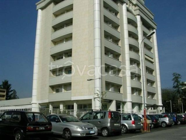Bilocale in vendita a Gallarate via San Rocco, 38, Semicentro Ospedale