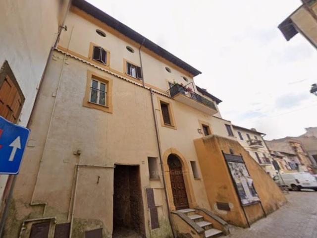 Bilocale in vendita a Gallicano nel Lazio via Roma