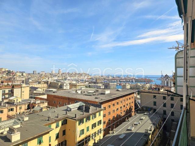 Bilocale in vendita a Genova, Lagaccio