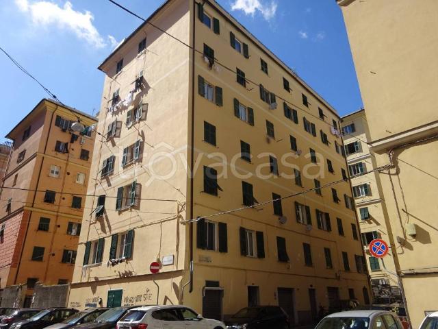 Bilocale in vendita a Genova, Quezzi