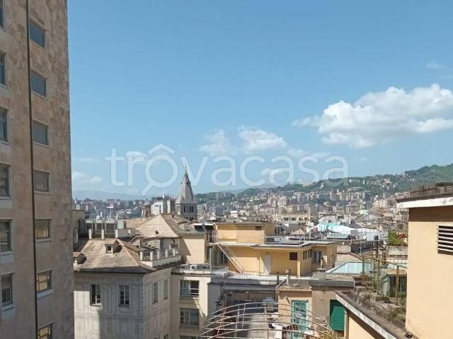 Bilocale in vendita a Genova vico al Monte di Pietà, Centro Città