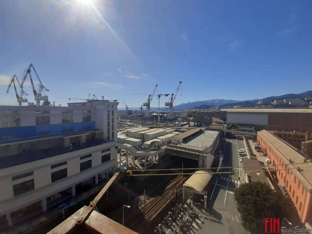 Bilocale in vendita a Genova via Giacomo Puccini, Sestri Ponente