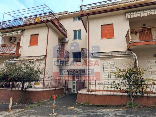 Bilocale in vendita a Giardini Naxos via Laghini