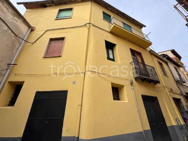 Bilocale in vendita a Giffoni Valle Piana via annunziata, 15