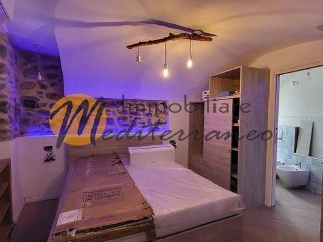 Bilocale in vendita a Dolceacqua piazza Giuseppe Garibaldi