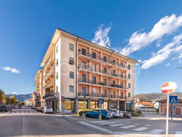 Bilocale in vendita a Dronero piazzale stazione, 5