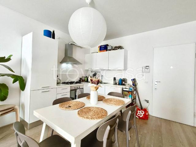 Bilocale in vendita a Forlì, Viale Vittorio Veneto