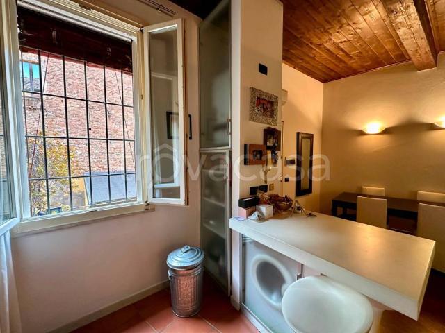 Bilocale in vendita a Ferrara via della Vittoria, 37, Centro Storico