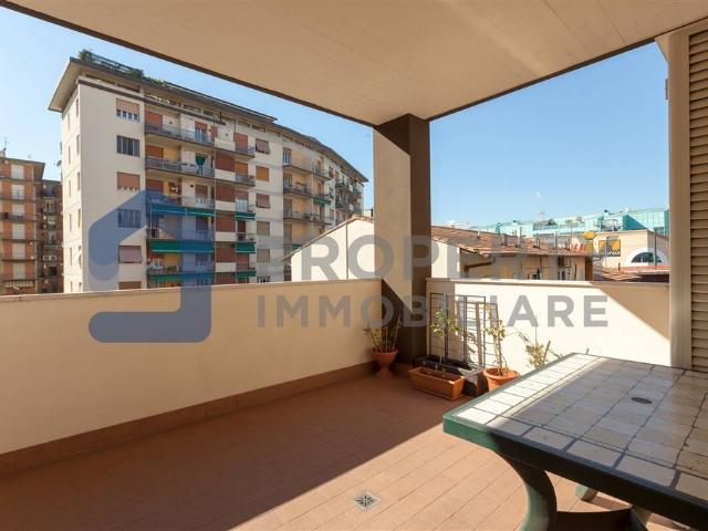 Bilocale in vendita a Firenze via della Villa Demidoff, Novoli