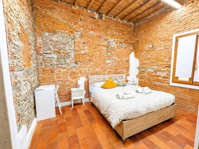 Bilocale in vendita a Firenze piazza Carlo Goldoni, Borgo Ognissanti Il Prato