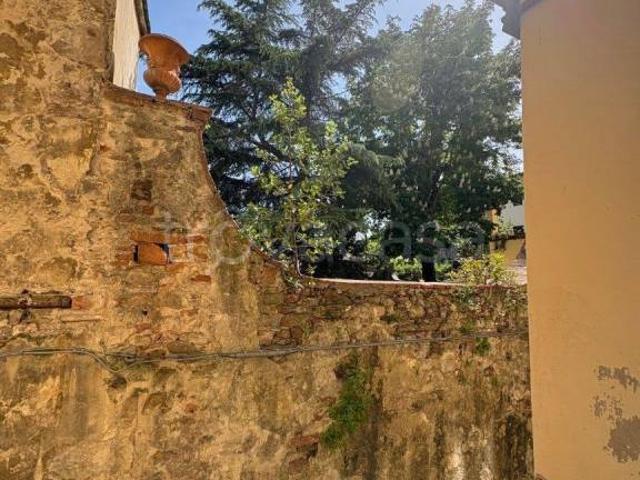Bilocale in vendita a Firenze, San Niccolò