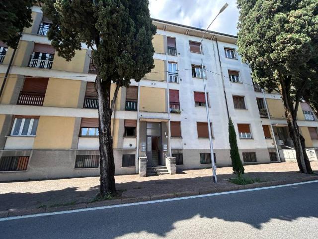 Bilocale in vendita a Inverigo viale 25 Aprile, 7