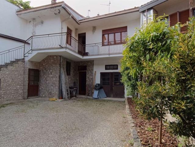 Bilocale in vendita a Invorio