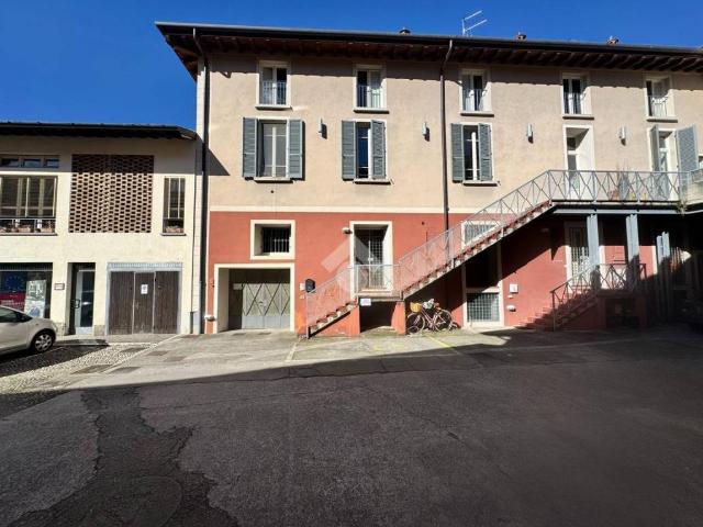 Bilocale in vendita a Iseo via mirolte, 17