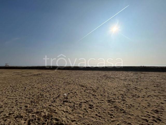 Bilocale in vendita a Jesolo via Olanda, 1