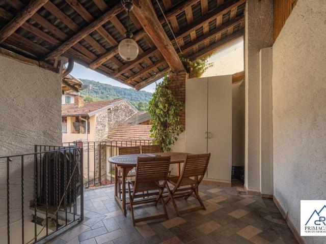 Bilocale in vendita a Orino via della Rocca