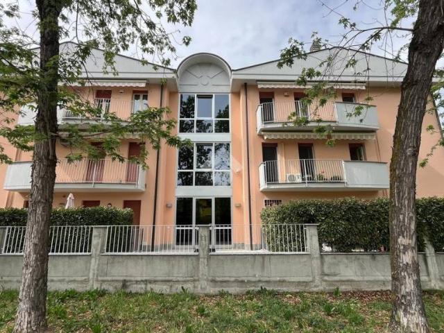 Bilocale in vendita a Lodi via della Camolina, 2