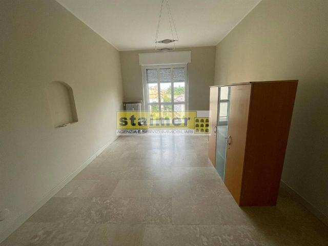 Bilocale in vendita a Lodi corso mazzini, 63
