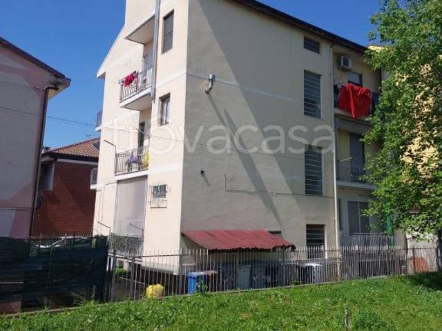 Bilocale in vendita a La Loggia via Silvio Pellico, 11
