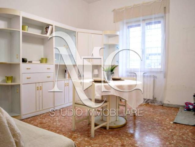 Bilocale in vendita a Ladispoli via Trieste