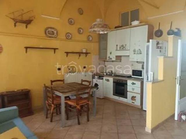 Bilocale in vendita a Laigueglia via Dante Alighieri